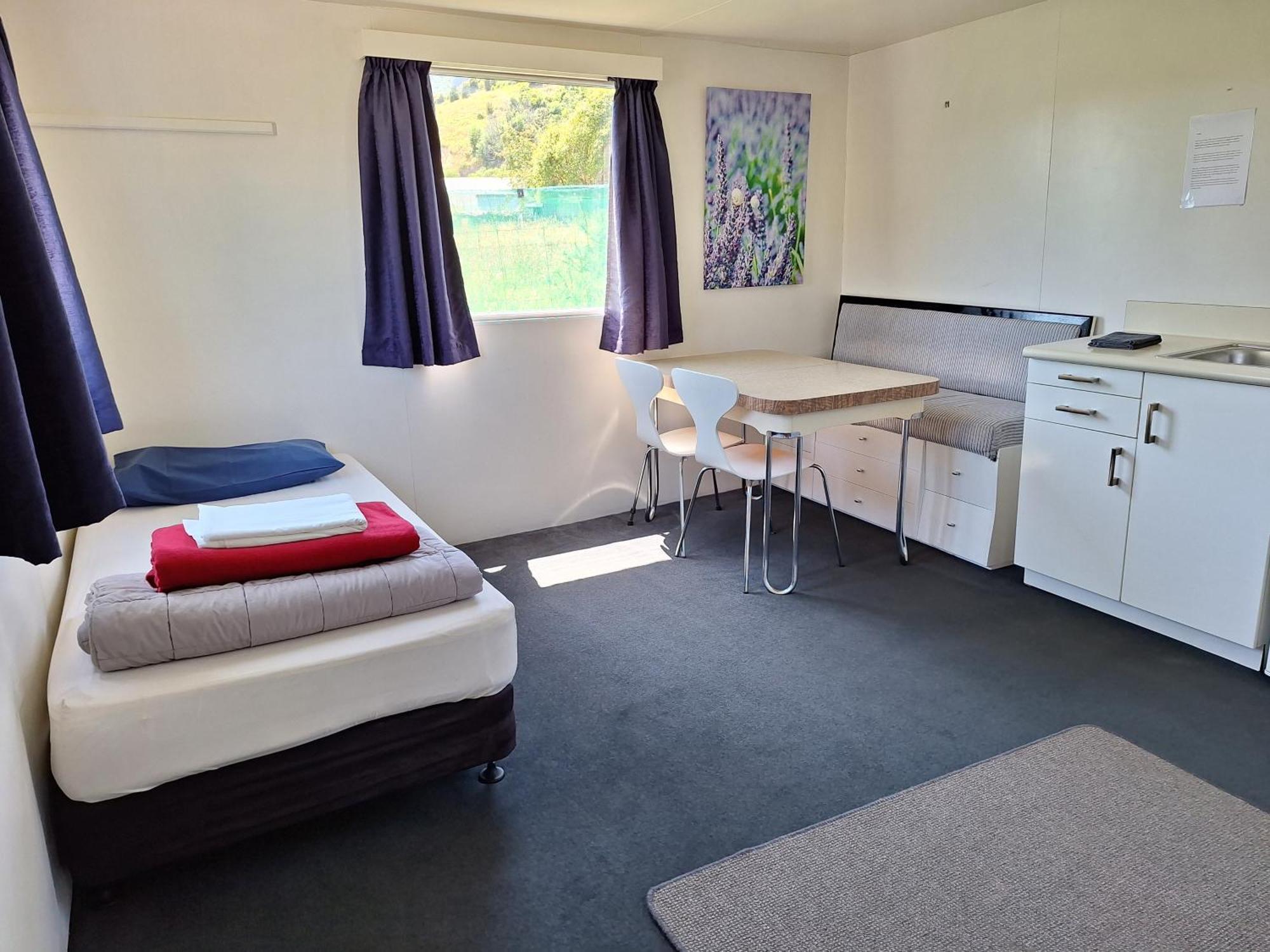 Picton'S Waikawa Bay Holiday Park Экстерьер фото