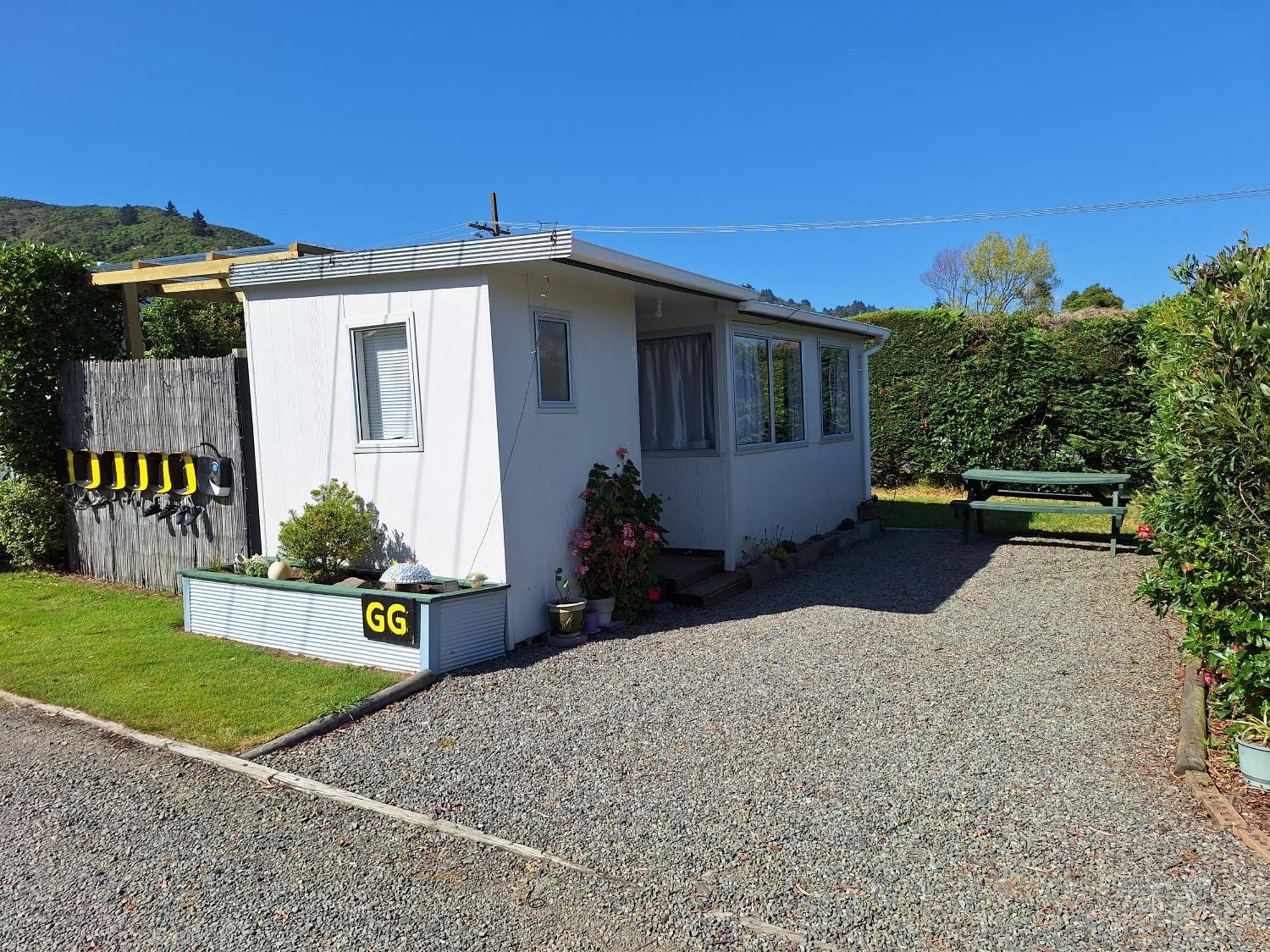Picton'S Waikawa Bay Holiday Park Экстерьер фото