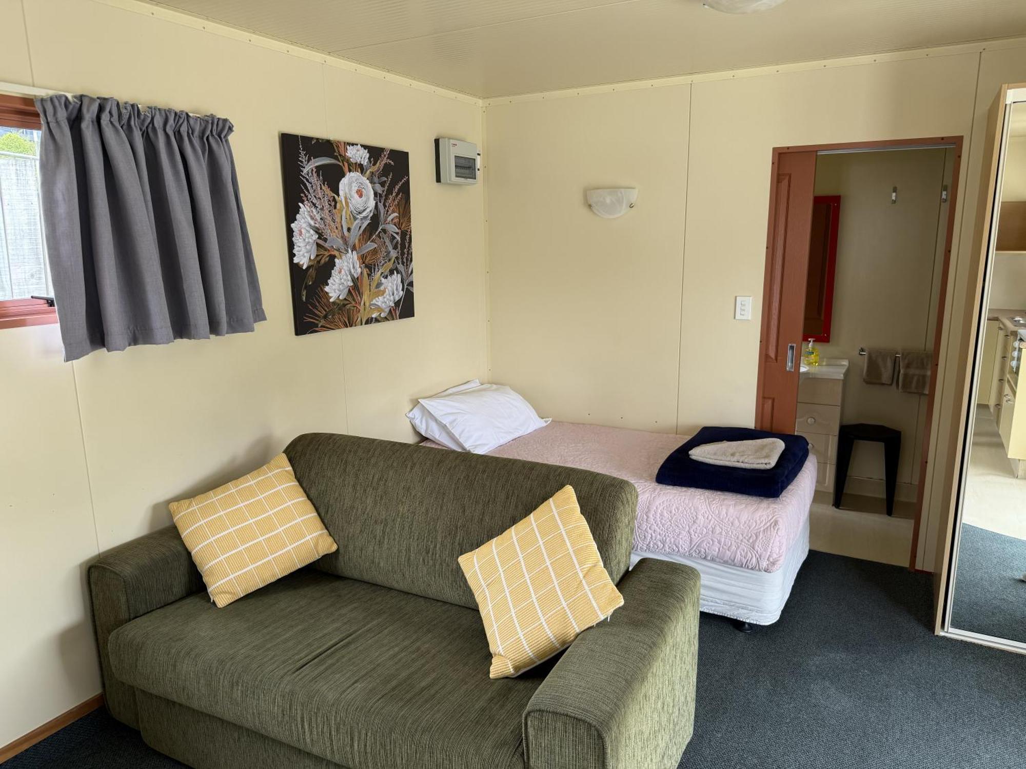 Picton'S Waikawa Bay Holiday Park Экстерьер фото