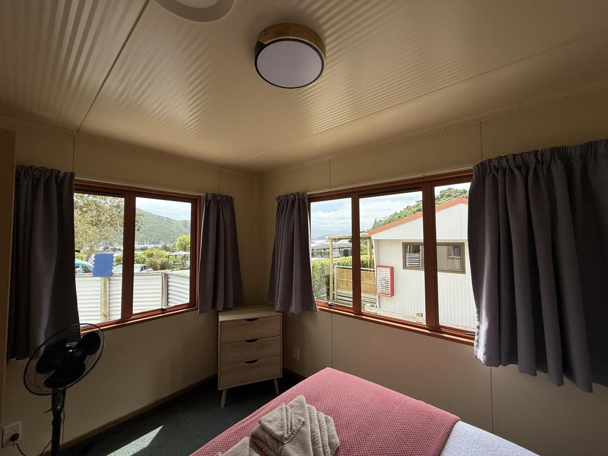 Picton'S Waikawa Bay Holiday Park Экстерьер фото