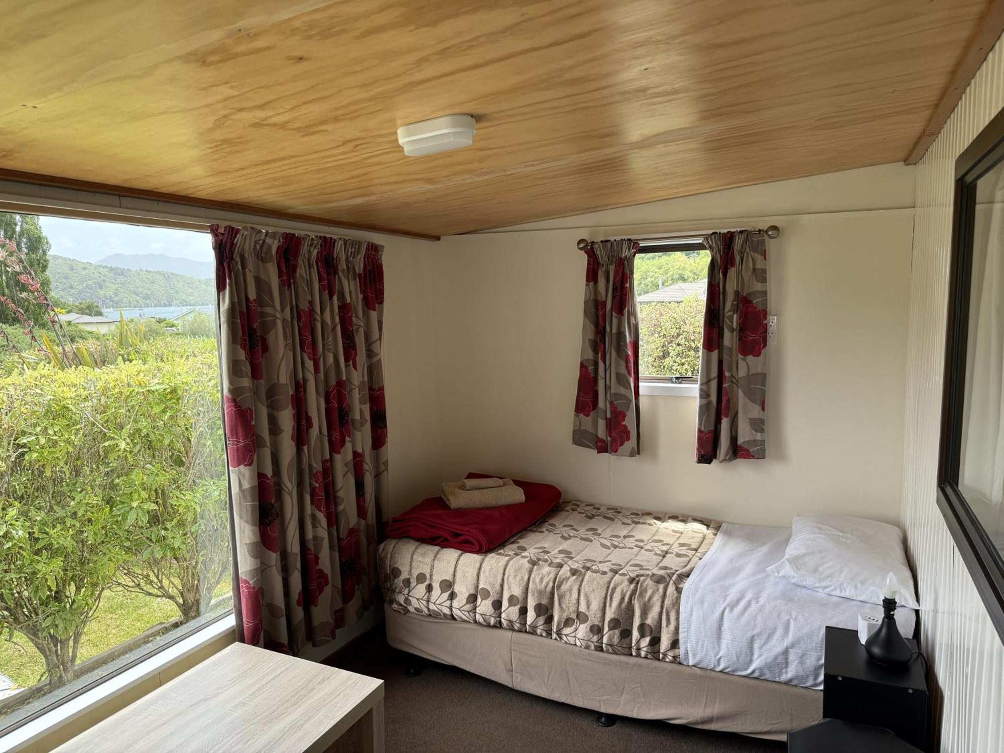 Picton'S Waikawa Bay Holiday Park Экстерьер фото