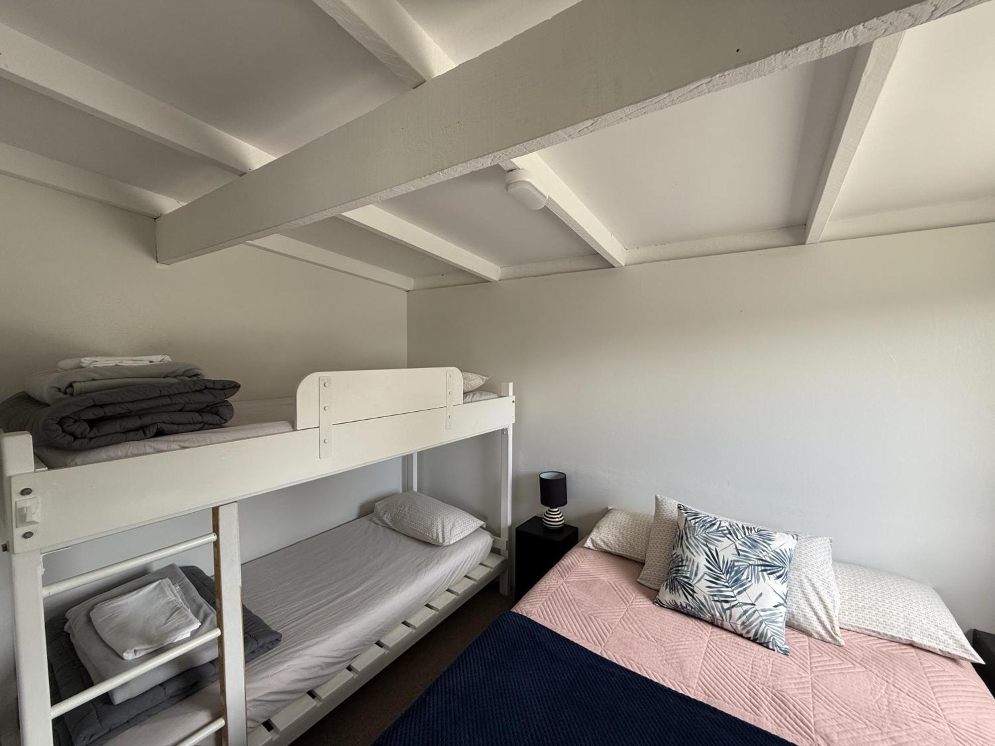 Picton'S Waikawa Bay Holiday Park Экстерьер фото