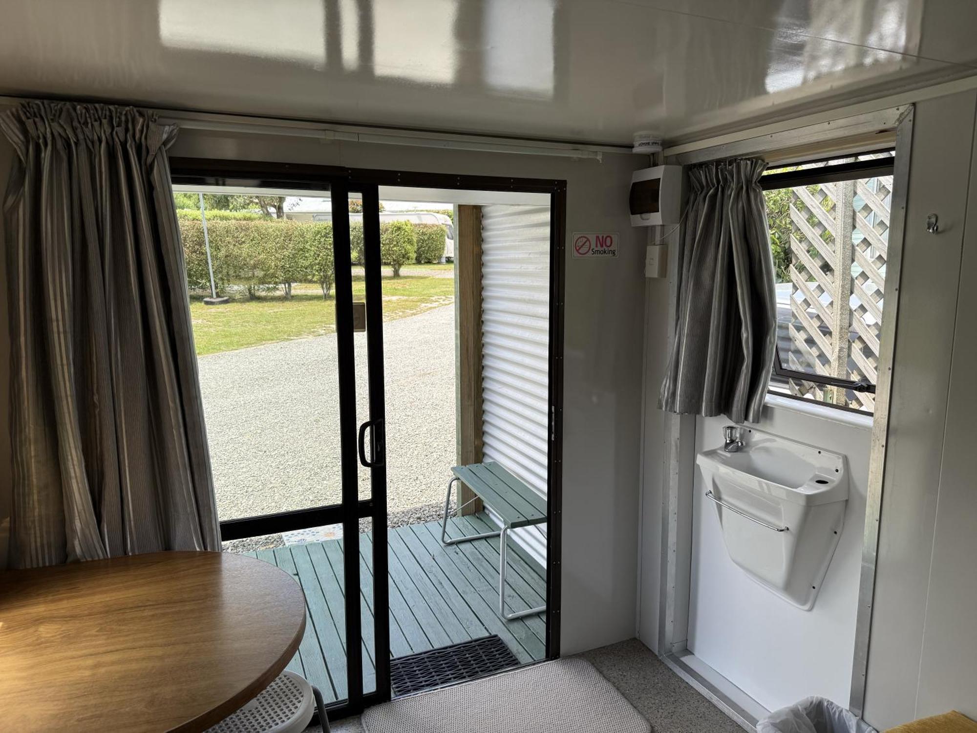 Picton'S Waikawa Bay Holiday Park Экстерьер фото