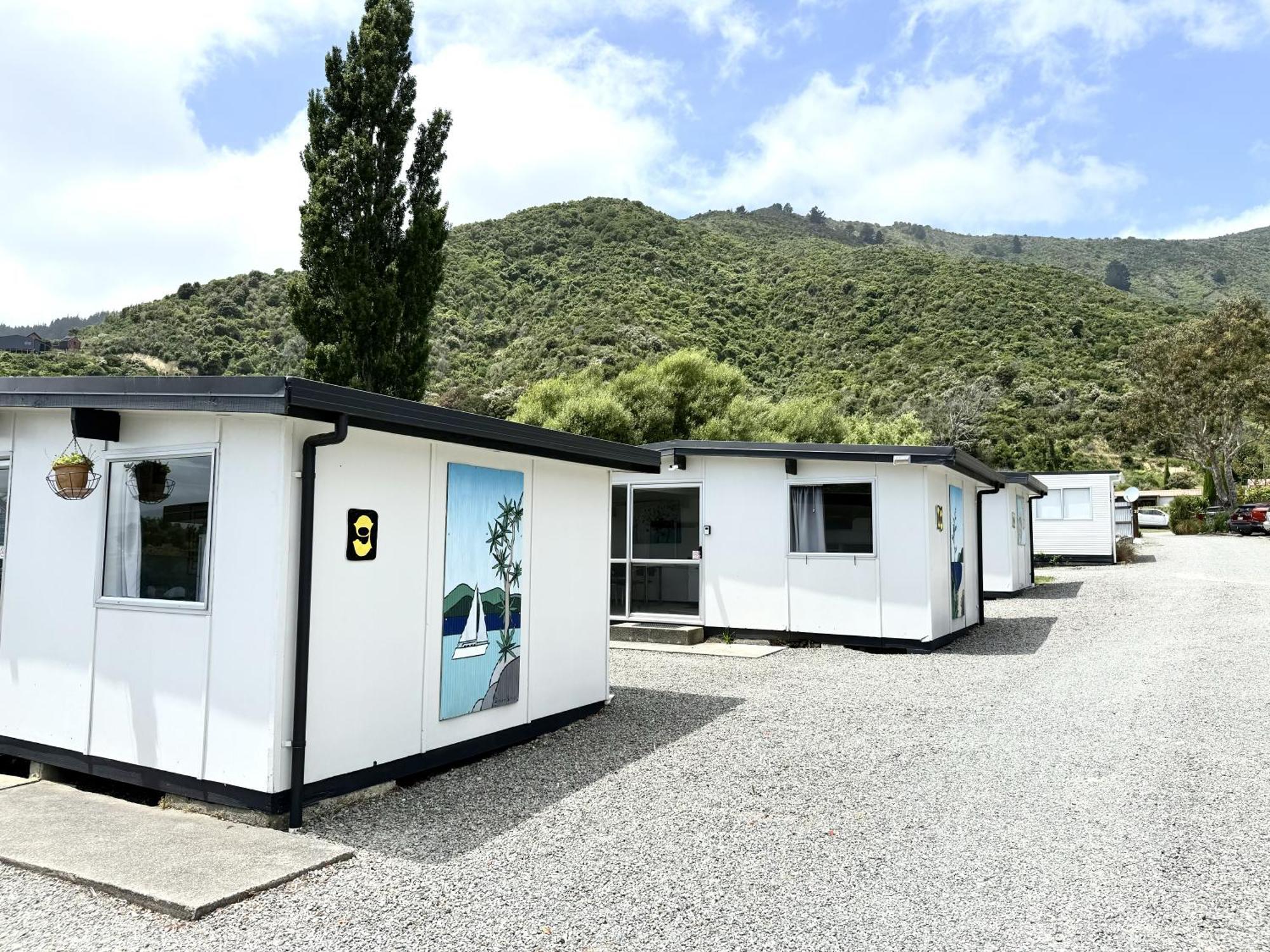 Picton'S Waikawa Bay Holiday Park Экстерьер фото